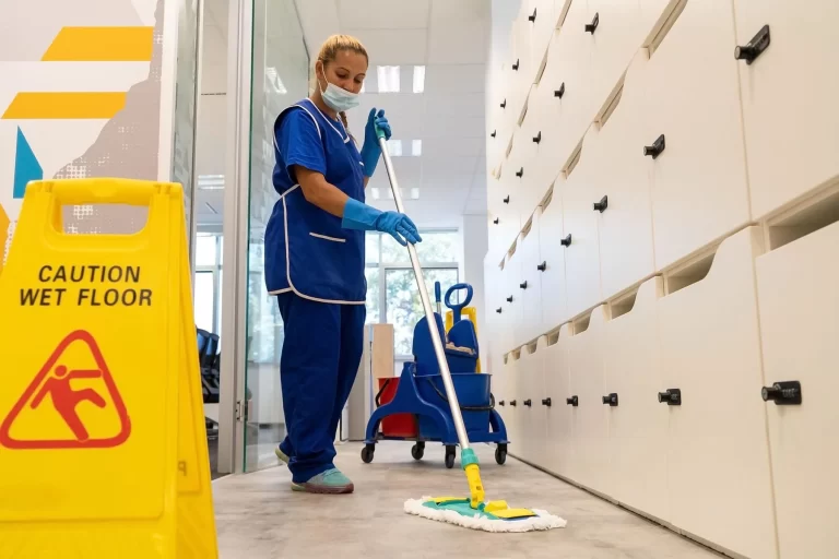 COMMERICAL CLEANING